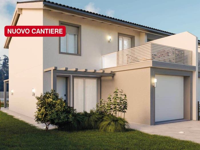 Casa quadrilocale in vendita in Via Luigi Cagnola, Centro, Lurate Caccivio
