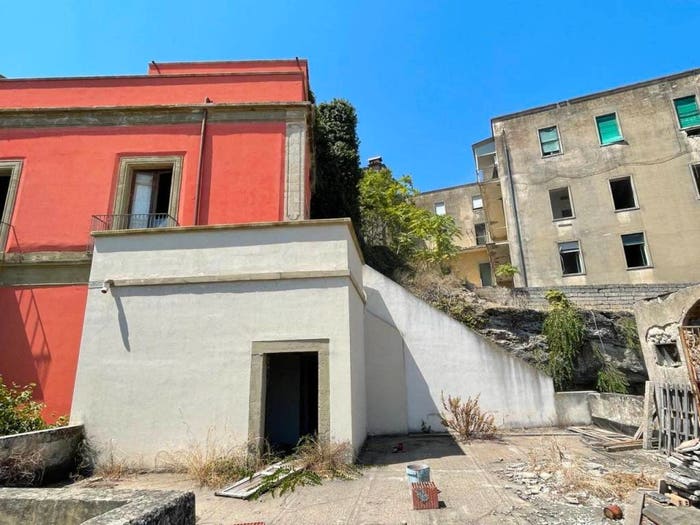 Appartamento con 5 locali in vendita in CORTILE SONDRIO, Lentini