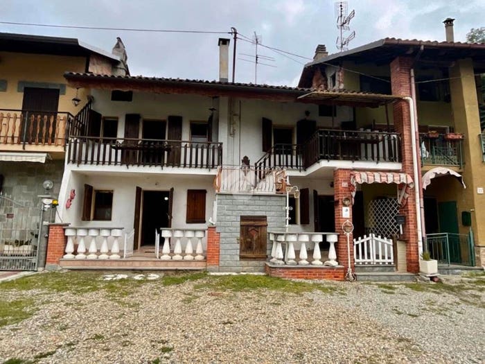 Casa con 5 locali in vendita in Borgata crosaroglio, Rivara