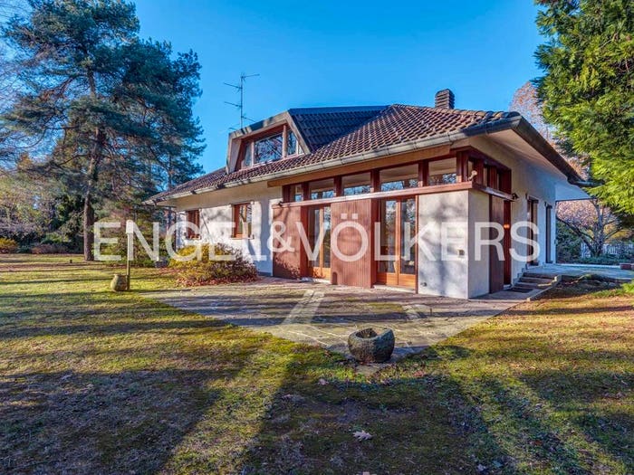 Casa con 6 locali in vendita in Strada Privata del Riccio, Centro, Carimate