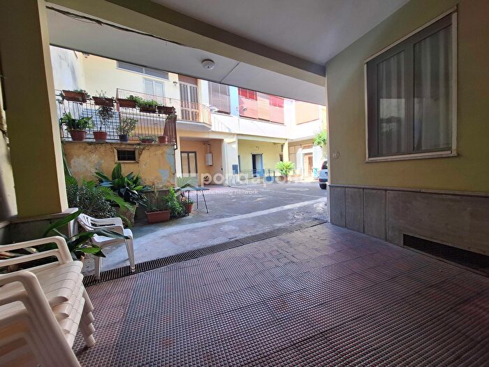 Appartamento con 6 locali in vendita in Via Pontesano, San Prisco