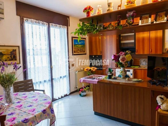 Appartamento bilocale in vendita in Via asiago, Centro, Molinella