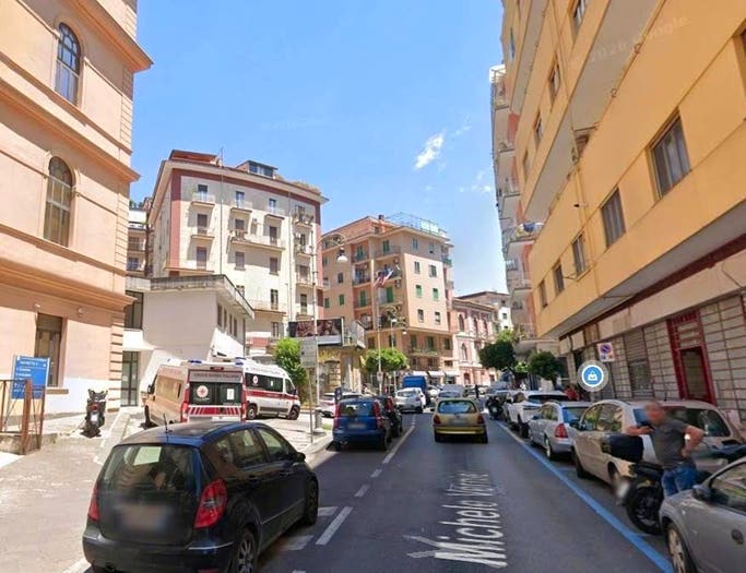 Appartamento trilocale in vendita in VIA VERNIERI, Centro, Salerno