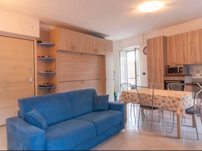 Appartamento bilocale in vendita in Via Roma, Laigueglia