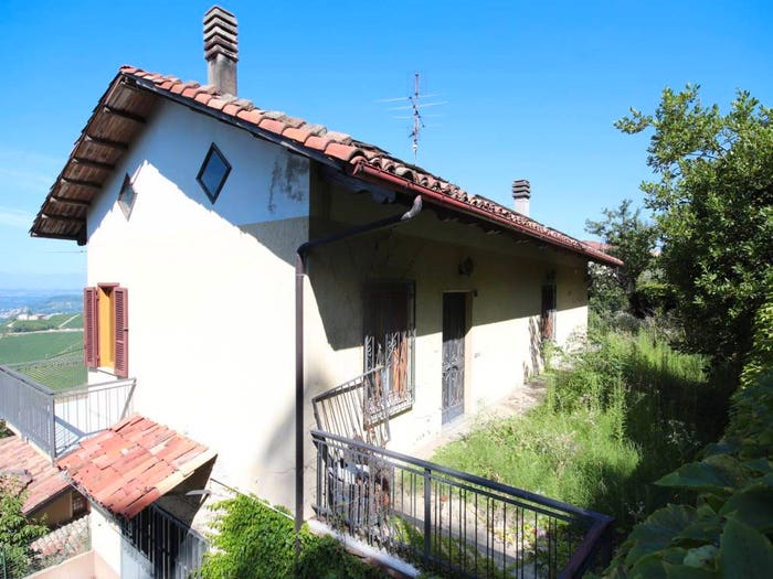 Casa con 6 locali in vendita in Via Ospedale, Centro, Monforte d'Alba