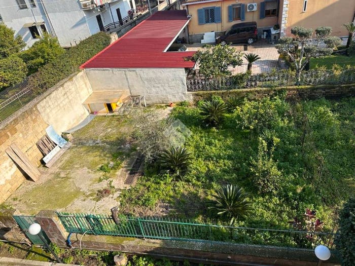 Appartamento quadrilocale in vendita in Via Sant'Alessio, Monaci, Giugliano in Campania