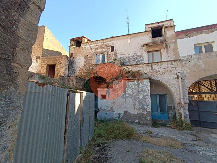 Casa bilocale in vendita in Via Nazionale Appia, San Nicola La Strada