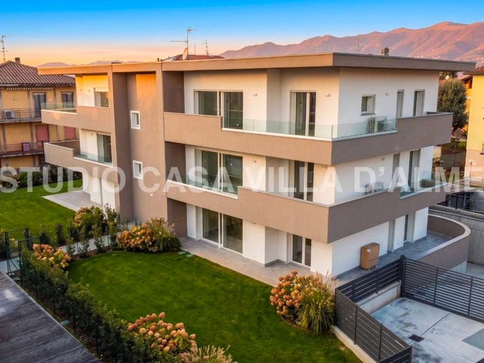Casa quadrilocale in vendita in Via Paladina, Scano Al Brembo, Valbrembo