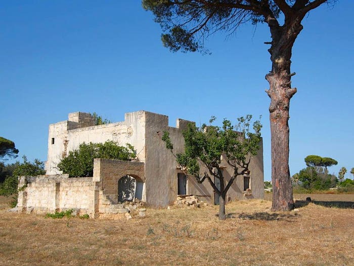 Casa con 5 locali in vendita in Strada Provinciale Gallipoli Parabita Maglie, Alezio