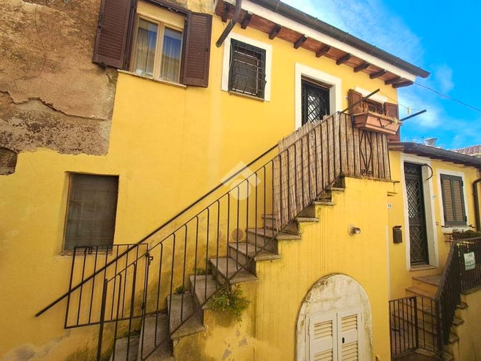 Appartamento bilocale in vendita in Via IV Novembre, Faleria