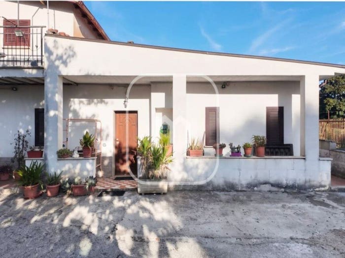 Casa trilocale in vendita in Via Molella, Centro, Palestrina