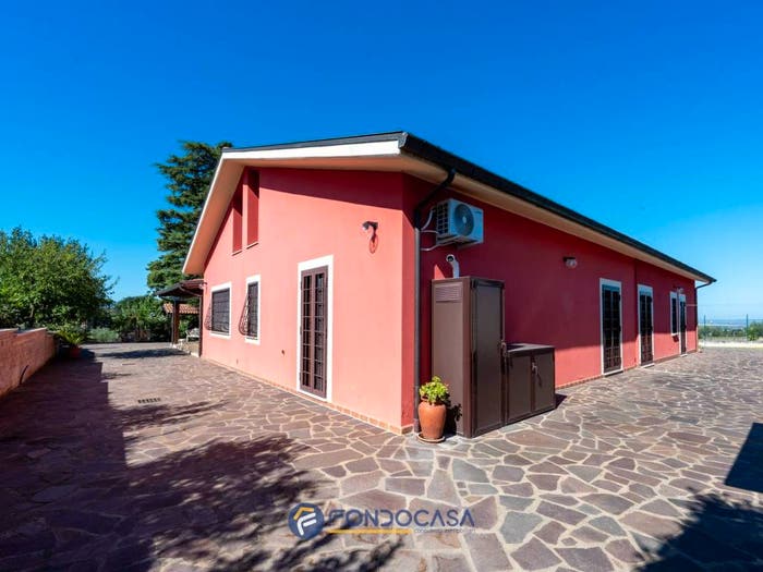 Casa con 5 locali in vendita in Via Colle di Mezzo, Gallicano nel Lazio