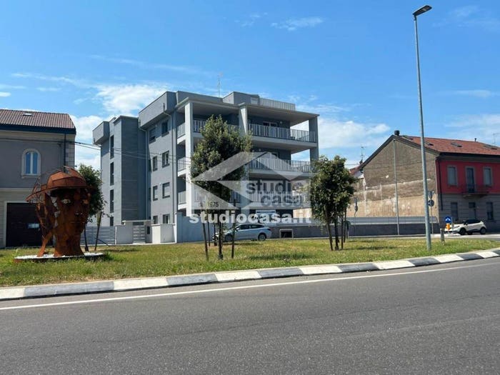 Appartamento bilocale in vendita in Via Stazione, Semicentro, Crema