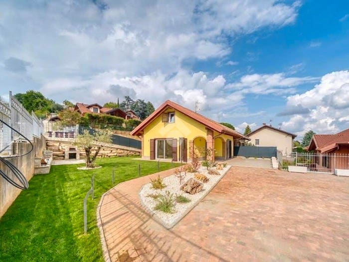 Casa con 6 locali in vendita in Via Cesare Pavese, Villarbasse
