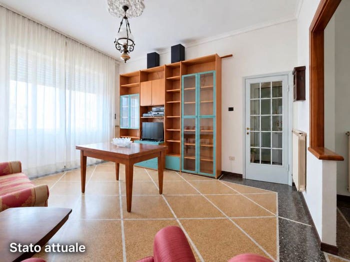 Appartamento con 5 locali in vendita in Viale Italia, Porta a Mare Mazzini, Livorno