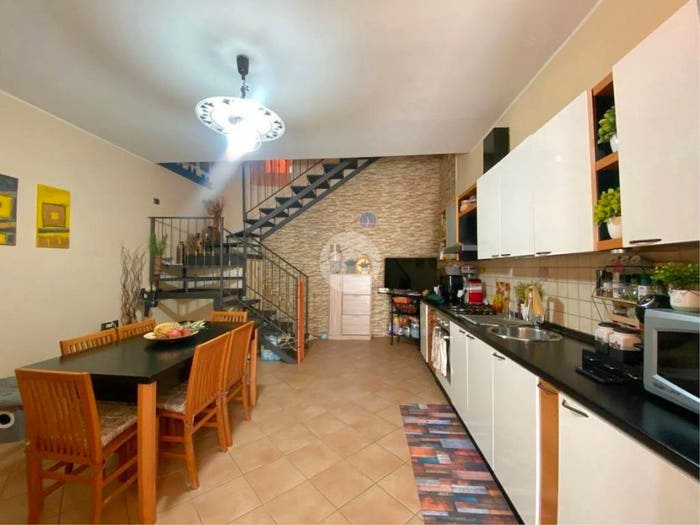 Casa trilocale in vendita in Via Caprio Maddaloni, San Clemente, Caserta