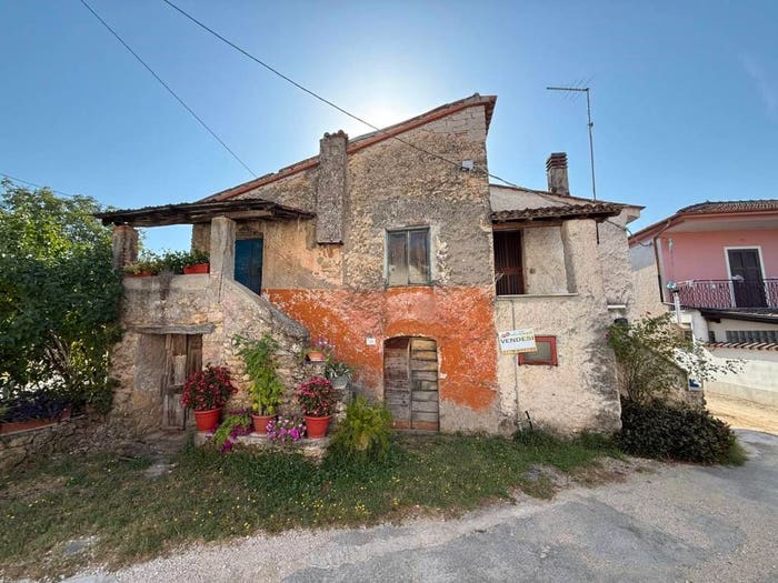 Casa trilocale in vendita in Via Forma Coperta, Ferentino