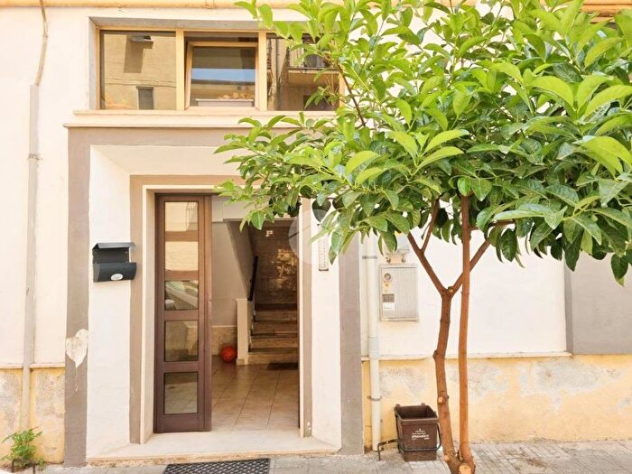 Appartamento trilocale in vendita in Via giuseppe santoro, Centro, Cosenza