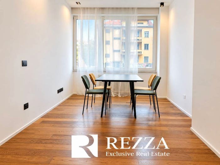Appartamento bilocale in vendita in Via Melchiorre Gioia, Centrale, Milano