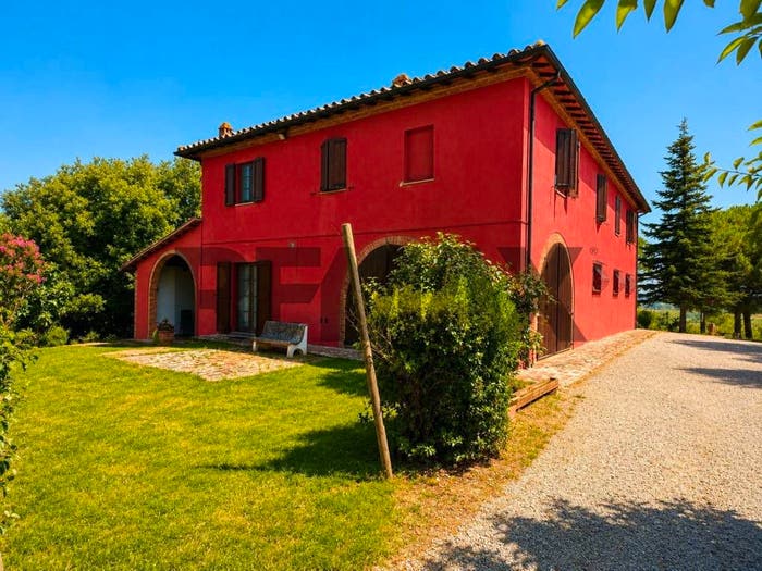 Casa con 6 locali in vendita in Centro, Chiusi