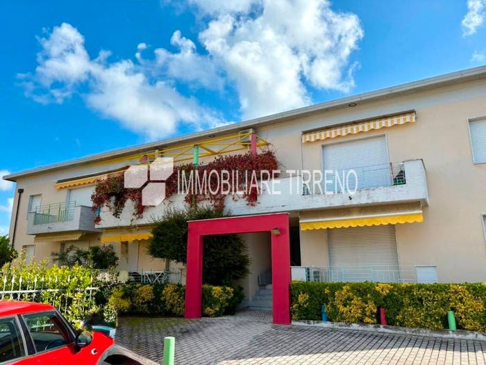 Appartamento bilocale in vendita in Via Licciana, Marina di Massa Centro, Massa