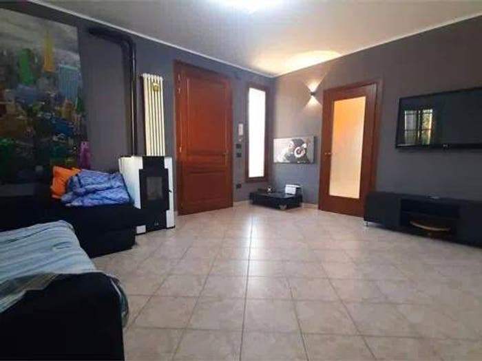 Casa con 5 locali in vendita in Via Della Pace No Number, Santa Maria Maddalena, Occhiobello