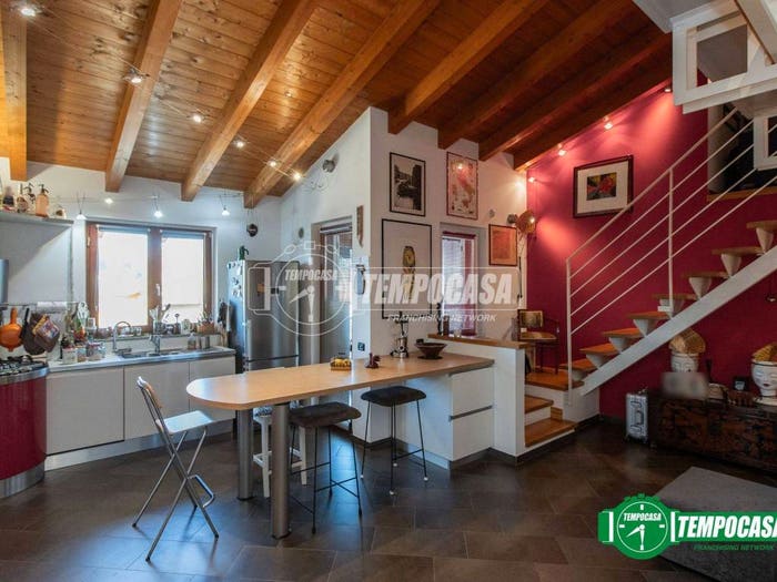 Appartamento bilocale in vendita in Via Carmine, Centro, Oleggio