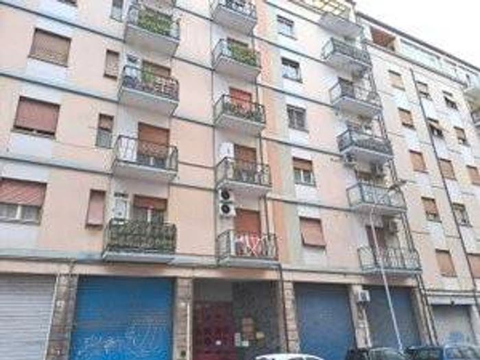 Appartamento trilocale in vendita in Via Giuseppe Santoro, Centro, Cosenza