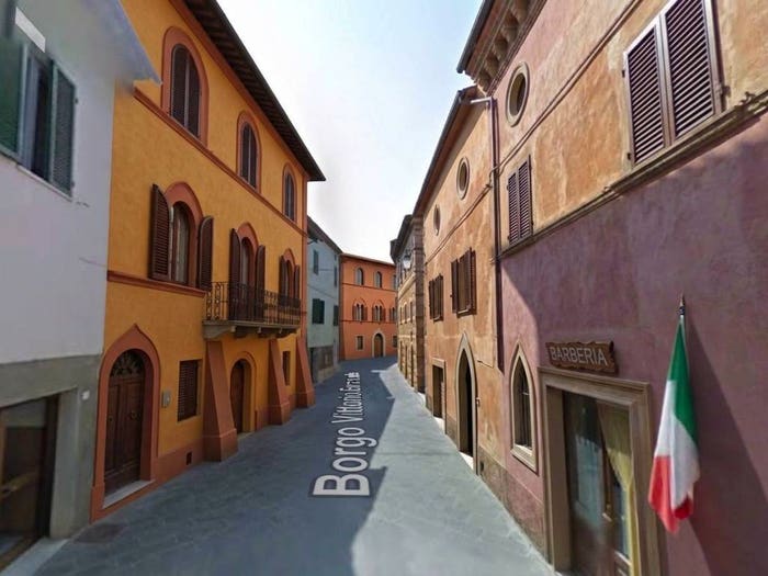 Appartamento quadrilocale in vendita in Borgo Vittorio Emanuele, Centro, Castiglione d'Orcia