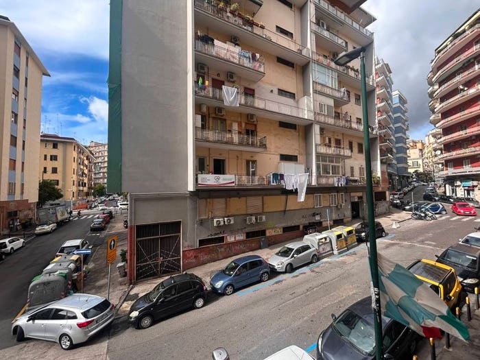 Appartamento trilocale in affitto in Via Domenico De Dominicis, Arenella, Napoli