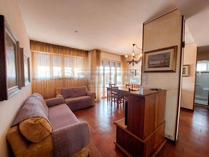 Appartamento quadrilocale in vendita in Via Panfilo Nuvolone, Migliaro, Cremona