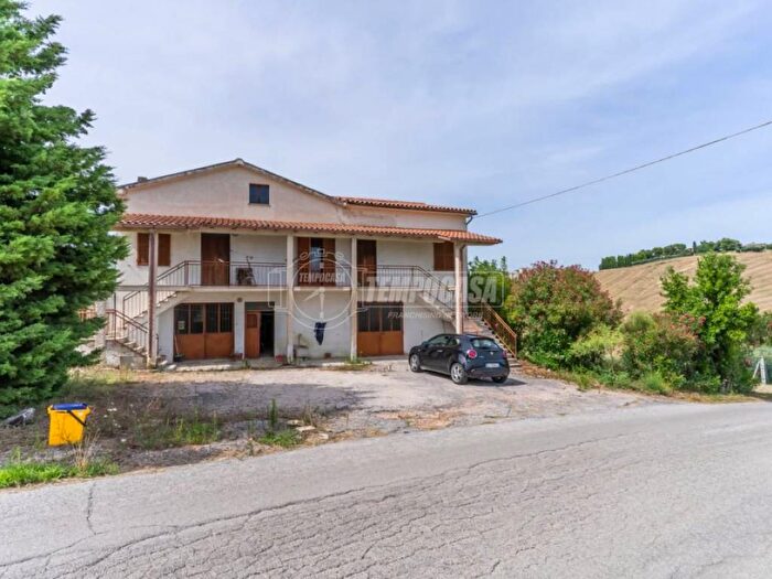 Casa con 5 locali in vendita in Contrada Santa Maria, Montegranaro