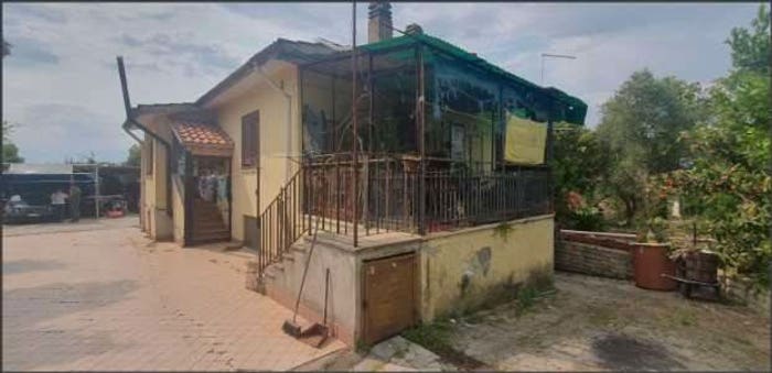 Casa con 5 locali in vendita in VIA AGRI, Fossignano, Aprilia