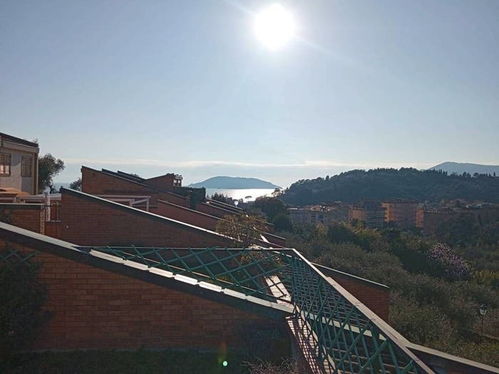 Appartamento con 5 locali in vendita in Pugliola Solaro, Lerici