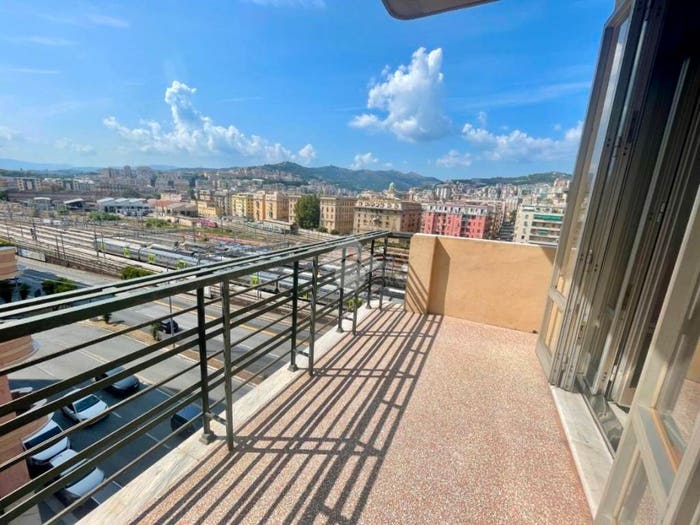 Appartamento quadrilocale in vendita in Corso Aldo Gastaldi, Albaro, Genova