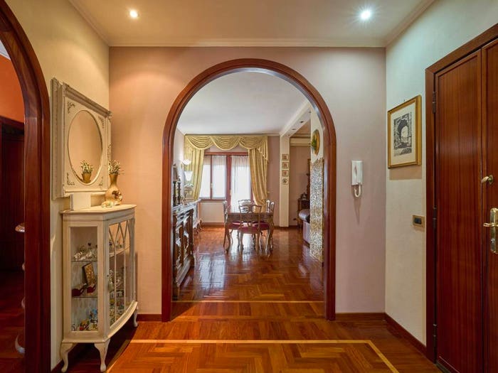 Appartamento quadrilocale in vendita in Via Baselice, Borghesiana, Roma