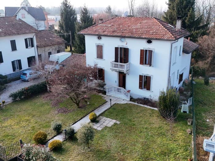 Casa con 5 locali in vendita in Centro, Valmorea