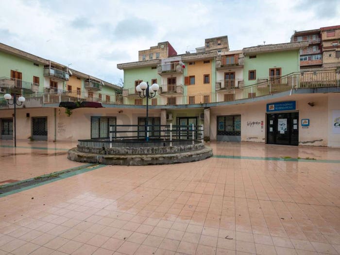 Appartamento con 6 locali in vendita in Via Agnone, Lentini