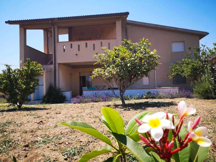 Casa con 6 locali in vendita in Via Pantaleo Barx, San Leone Villaseta Villaggio, Agrigento