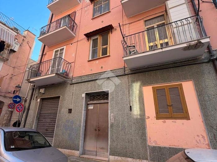 Appartamento trilocale in vendita in Via Magenta, Settefrati, Barletta