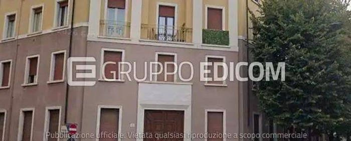 Appartamento trilocale in vendita in Via Armando Diaz, Solferino Diaz, Brescia