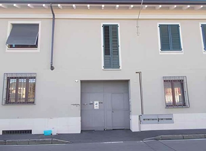 Appartamento trilocale in vendita in via Adua, Centro, Arluno