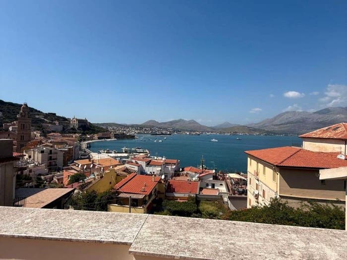 Appartamento quadrilocale in vendita in Via Ladislao, Gaeta