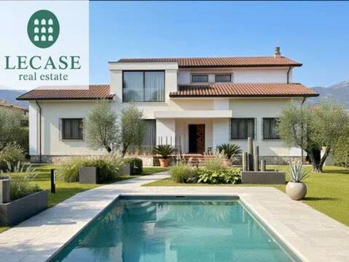 Casa con 6 locali in vendita in Via G Viner, Centro, Forte dei Marmi