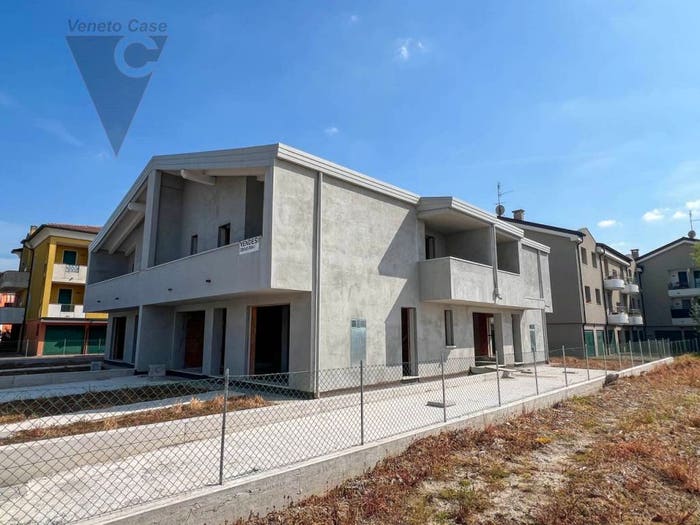 Casa quadrilocale in vendita in Pontelongo