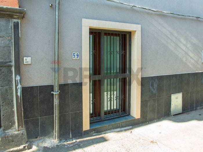 Appartamento bilocale in vendita in Via San Damiano, Centro Storico, Catania