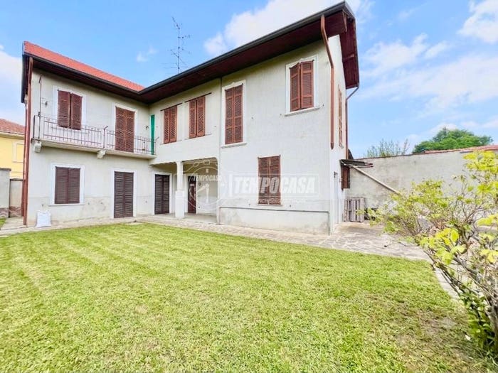 Casa trilocale in vendita in Via Dante, Centro, Lonate Pozzolo
