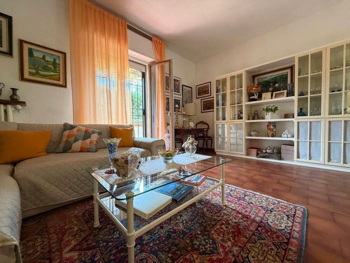 Appartamento con 5 locali in vendita in Via Enrico Caruso, Centro, Lastra a Signa