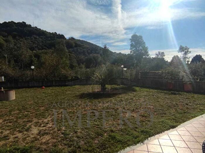 Casa quadrilocale in vendita in Strada Provinciale, Centro, Camporosso