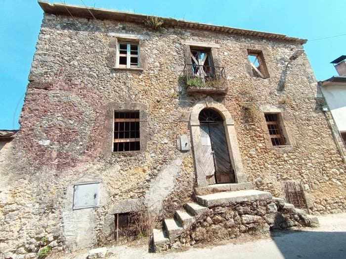 Casa con 6 locali in vendita in Via Sione, Anitrella Chiaiamari, Monte San Giovanni Campano